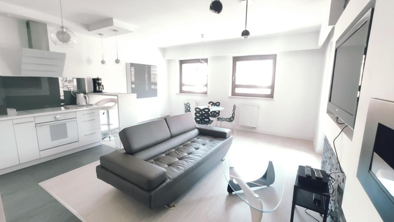 Lokietka 8B By Homeprime Kraków Eksteriør billede